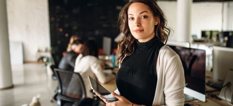 Descubra as profissões do futuro e em quais cursos investir