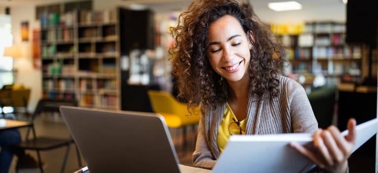 Dicas para economizar dinheiro durante a faculdade