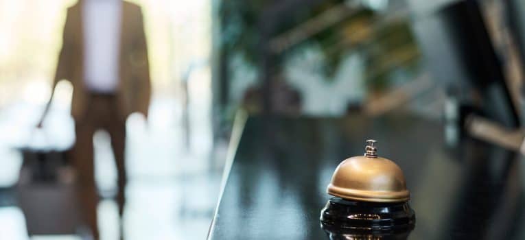 Carreiras no turismo: 4 profissões que vão além do guia de turismo