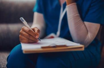 Como funciona o curso de enfermagem online de curta duração