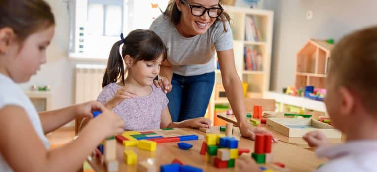 Curso de pedagogia: diferenças entre graduação e curso online