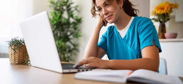 Requisitos e exigências para fazer um curso de enfermagem